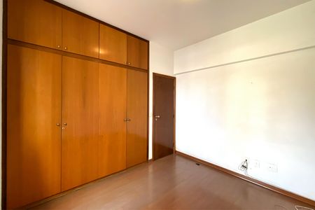 Apartamento à venda com 140m², 4 quartos e 3 vagas Apartamento à venda com 140m², 4 quartos e 3 vagasQuarto 2
