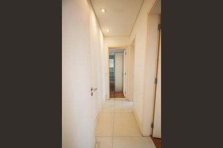 Apartamento à venda com 163m², 3 quartos e 3 vagasCorredor 