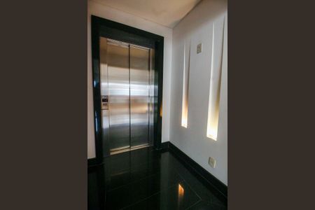 Apartamento à venda com 163m², 3 quartos e 3 vagasHall de entrada