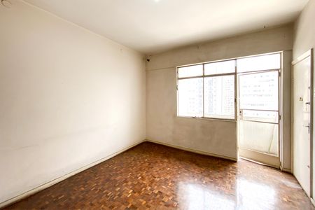 Sala de apartamento para alugar com 2 quartos, 80m² em Centro, Belo Horizonte