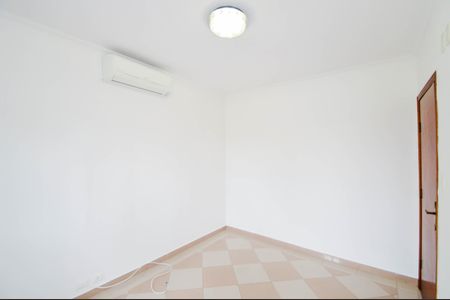 Casa à venda com 170m², 3 quartos e 2 vagasQuarto 1