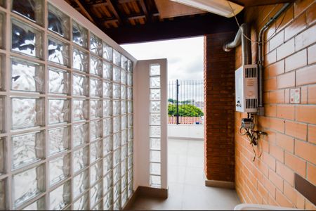 Casa à venda com 170m², 3 quartos e 2 vagasÁrea de Serviço