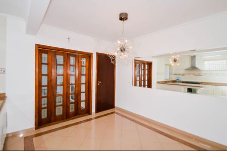 Casa à venda com 170m², 3 quartos e 2 vagasCozinha