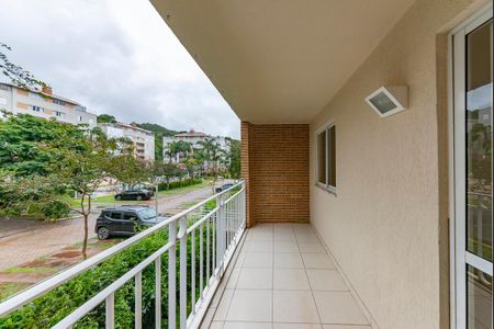 Apartamento à venda com 90m², 3 quartos e 2 vagasVaranda