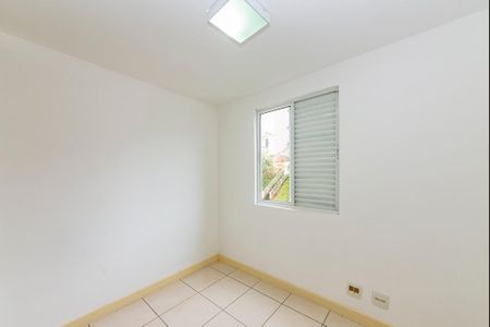 Apartamento à venda com 90m², 3 quartos e 2 vagasQuarto 3