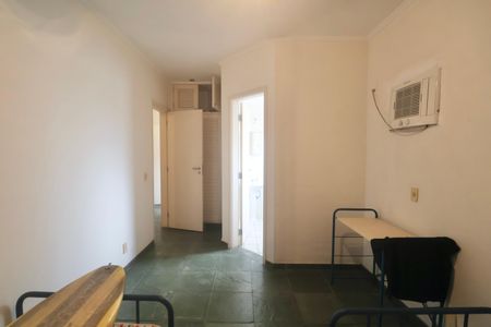 Apartamento para alugar com 130m², 3 quartos e 1 vaga Apartamento para alugar com 130m², 3 quartos e 1 vagaSuíte