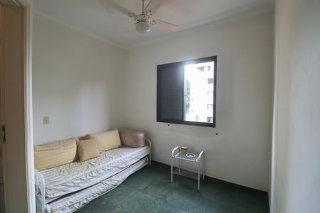 Apartamento para alugar com 130m², 3 quartos e 1 vaga Apartamento para alugar com 130m², 3 quartos e 1 vagaQuarto