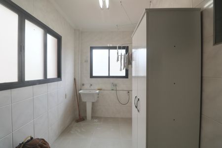 Apartamento para alugar com 130m², 3 quartos e 1 vaga Apartamento para alugar com 130m², 3 quartos e 1 vagaÁrea de Serviço