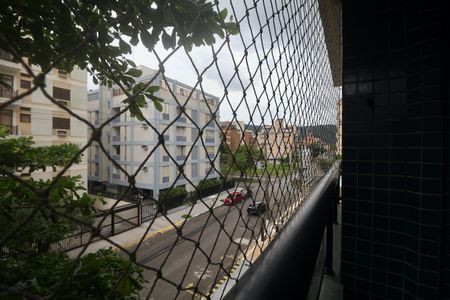 Vista de apartamento para alugar com 3 quartos, 130m² em Balneario Cidade Atlantica, Guarujá