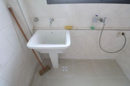 Apartamento para alugar com 130m², 3 quartos e 1 vaga Apartamento para alugar com 130m², 3 quartos e 1 vagaÁrea de Serviço