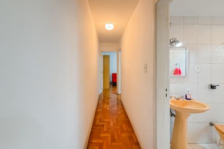 Apartamento à venda com 78m², 2 quartos e sem vagaCorredor