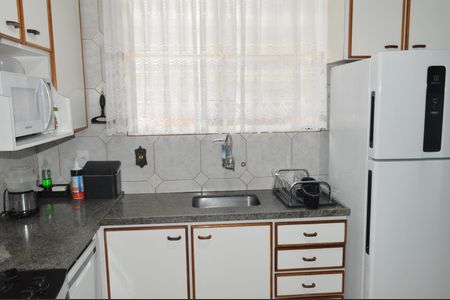 Casa de condomínio para alugar com 210m², 3 quartos e 2 vagasCozinha