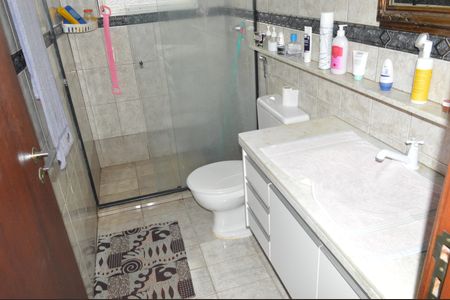 Casa de condomínio para alugar com 210m², 3 quartos e 2 vagasBanheiro da Suíte