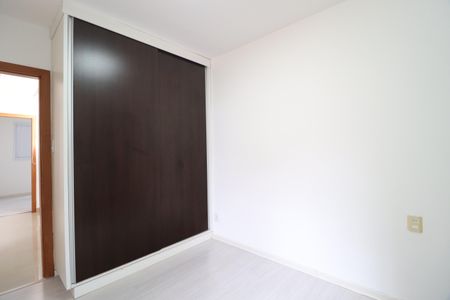 Quarto 2 - Suíte de apartamento para alugar com 2 quartos, 50m² em Novo Mundo, Uberlândia