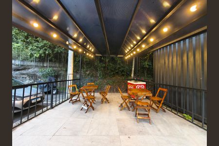 Apartamento para alugar com 56m², 2 quartos e 1 vaga