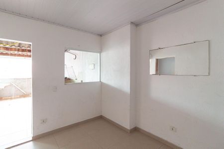 Sala de casa para alugar com 2 quartos, 60m² em Jardim Roberto, Osasco