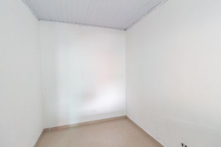 Quarto 2 de casa para alugar com 2 quartos, 60m² em Jardim Roberto, Osasco