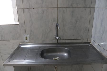 Cozinha e Área de Serviço de casa para alugar com 1 quarto, 35m² em Vila Ipojuca, São Paulo