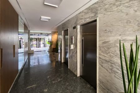 Apartamento à venda com 69m², 2 quartos e 1 vaga Apartamento à venda com 69m², 2 quartos e 1 vagaHall Entrada