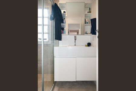 Apartamento à venda com 69m², 2 quartos e 1 vaga Apartamento à venda com 69m², 2 quartos e 1 vagaBanheiro Suíte