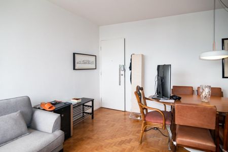 Apartamento à venda com 69m², 2 quartos e 1 vaga Apartamento à venda com 69m², 2 quartos e 1 vagaSala
