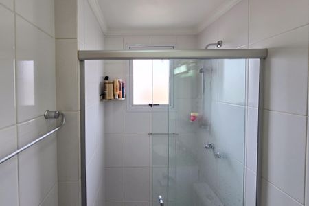 Apartamento à venda com 72m², 2 quartos e 2 vagas Apartamento à venda com 72m², 2 quartos e 2 vagasBanheiro - Suíte