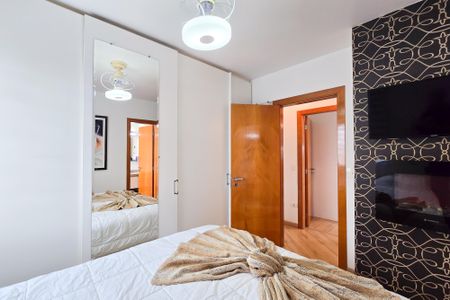 Apartamento à venda com 72m², 2 quartos e 2 vagas Apartamento à venda com 72m², 2 quartos e 2 vagasSuíte 2