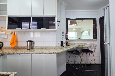 Apartamento à venda com 72m², 2 quartos e 2 vagas Apartamento à venda com 72m², 2 quartos e 2 vagasCozinha