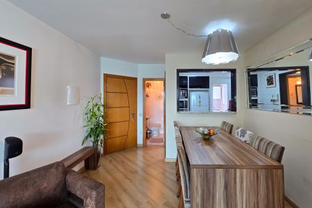 Apartamento à venda com 72m², 2 quartos e 2 vagas Apartamento à venda com 72m², 2 quartos e 2 vagasSala