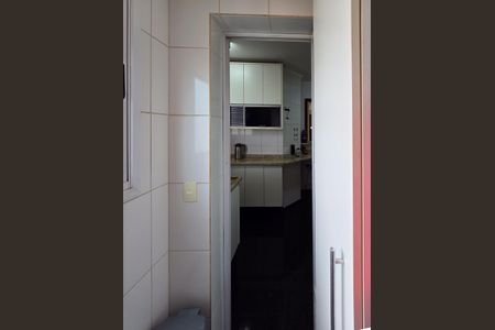 Apartamento à venda com 72m², 2 quartos e 2 vagas Apartamento à venda com 72m², 2 quartos e 2 vagasÁrea de Serviço