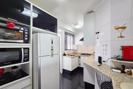 Apartamento à venda com 72m², 2 quartos e 2 vagas Apartamento à venda com 72m², 2 quartos e 2 vagasCozinha