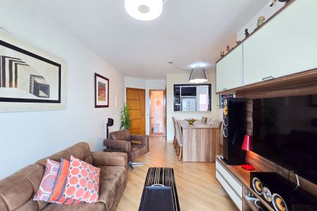 Apartamento à venda com 72m², 2 quartos e 2 vagas Apartamento à venda com 72m², 2 quartos e 2 vagasSala