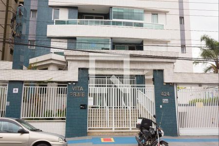 Apartamento à venda com 72m², 2 quartos e 2 vagas Apartamento à venda com 72m², 2 quartos e 2 vagasFachada