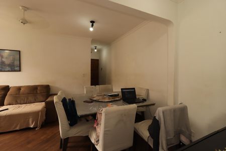 Apartamento à venda com 58m², 2 quartos e 1 vagaSala