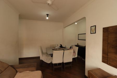 Apartamento à venda com 58m², 2 quartos e 1 vagaSala