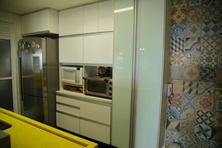 Apartamento à venda com 104m², 3 quartos e 3 vagasCozinha 