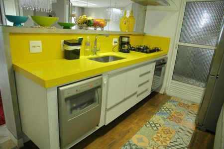 Apartamento à venda com 104m², 3 quartos e 3 vagasCozinha 