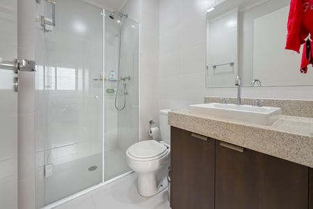 Apartamento à venda com 111m², 3 quartos e 3 vagasBanheiro da Suíte 2