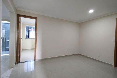 Apartamento para alugar com 120m², 2 quartos e 1 vagaSala