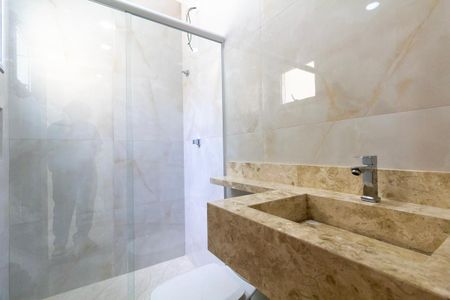 Casa à venda com 120m², 3 quartos e 2 vagasBanheiro 2