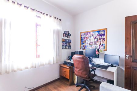 Casa de condomínio para alugar com 250m², 4 quartos e 4 vagas Casa de condomínio para alugar com 250m², 4 quartos e 4 vagasQuarto 4