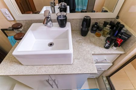 Casa de condomínio para alugar com 250m², 4 quartos e 4 vagas Casa de condomínio para alugar com 250m², 4 quartos e 4 vagasBanheiro Social