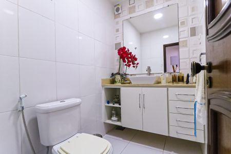 Casa de condomínio para alugar com 250m², 4 quartos e 4 vagas Casa de condomínio para alugar com 250m², 4 quartos e 4 vagasLavabo