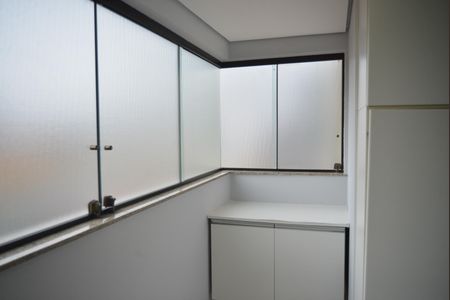 Apartamento à venda com 106m², 3 quartos e 2 vagasÁrea de Serviço