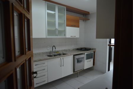 Apartamento à venda com 106m², 3 quartos e 2 vagasCozinha