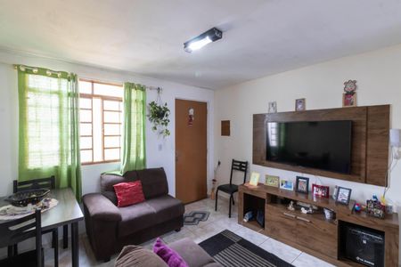 Sala de apartamento para alugar com 2 quartos, 45m² em Guaianases, São Paulo