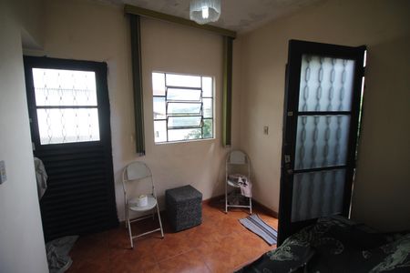 Sala de casa à venda com 2 quartos, 360m² em Água Branca, Contagem