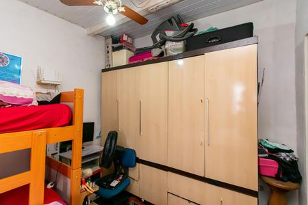 Casa à venda com 120m², 7 quartos e 1 vaga Casa à venda com 120m², 7 quartos e 1 vagaQuarto 2