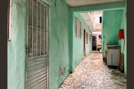 Casa à venda com 120m², 7 quartos e 1 vaga Casa à venda com 120m², 7 quartos e 1 vagaQuintal