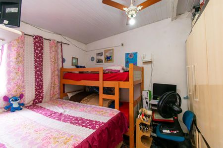 Casa à venda com 120m², 7 quartos e 1 vaga Casa à venda com 120m², 7 quartos e 1 vagaQuarto 2